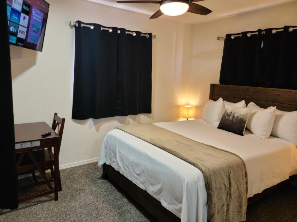 070A Grand Canyon Studio With Kitchenette, Accommodates 4 Валл Екстер'єр фото